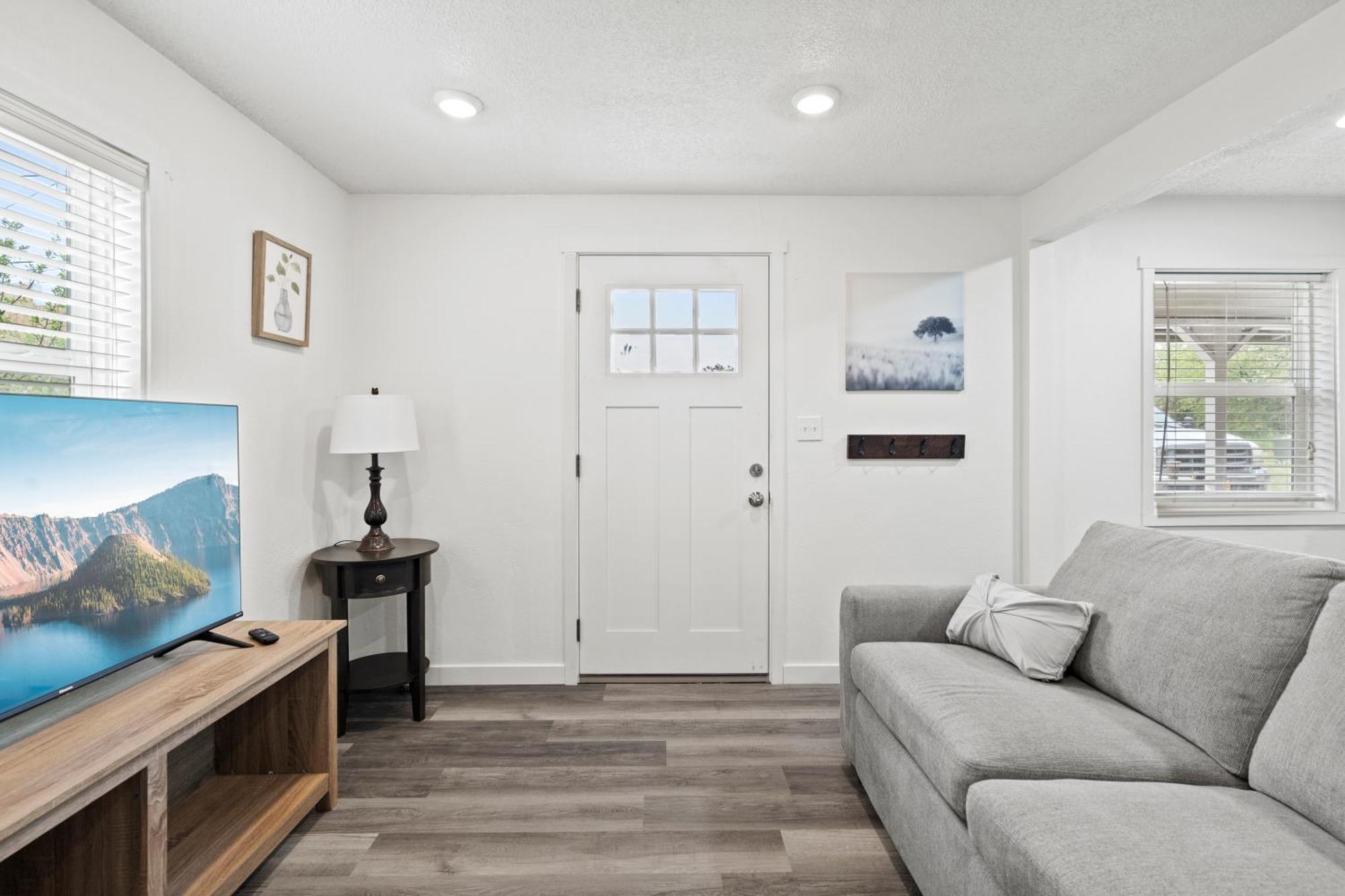 Peach Street Super Suite Medford Eksteriør billede