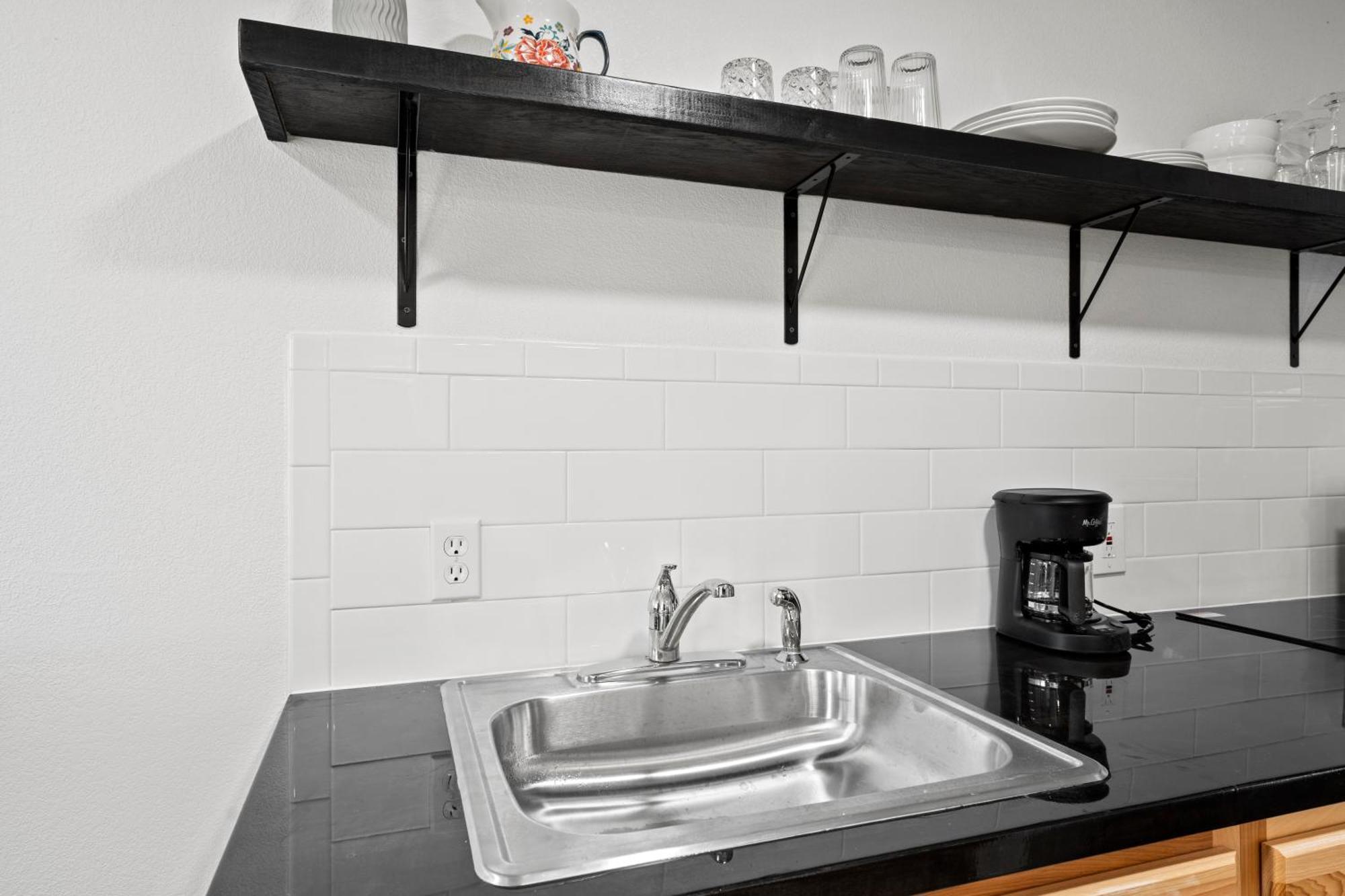 Peach Street Super Suite Medford Eksteriør billede